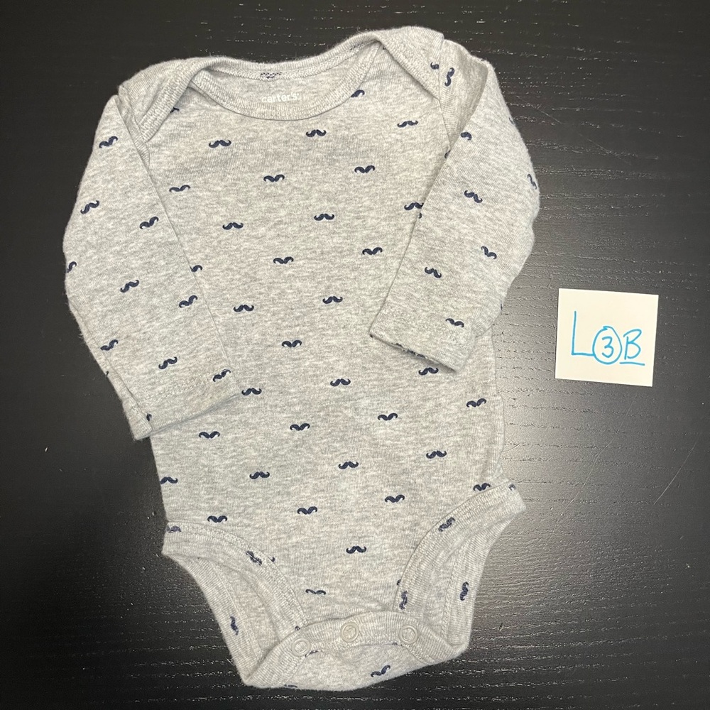 ⭐️5/$10.00⭐️ Carter’s 3m Grey Long Sleeve Onesie with Mustache Print